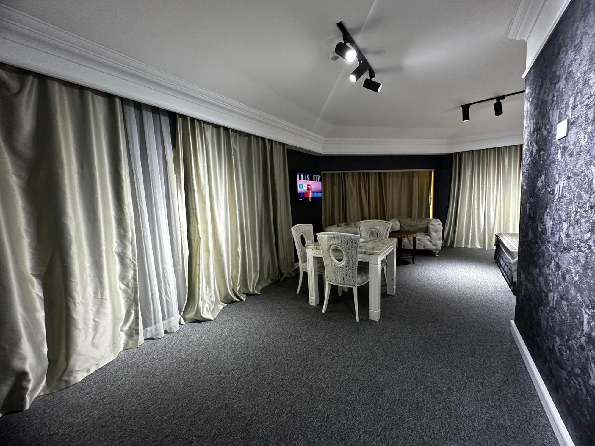 Amber Hotel Bakü Dış mekan fotoğraf
