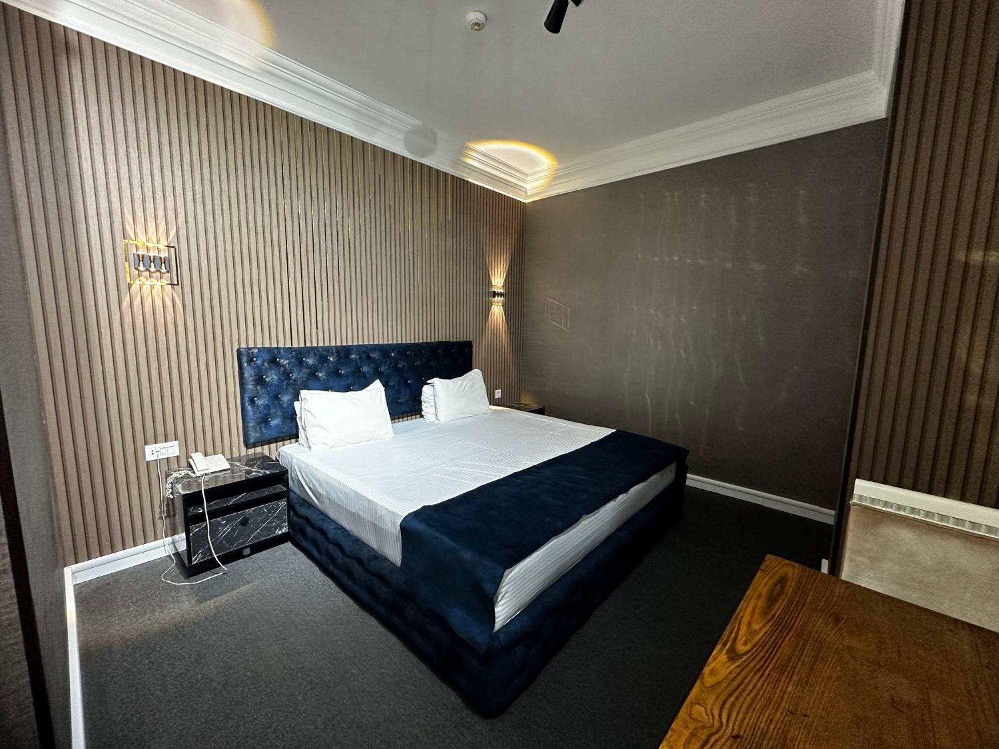 Amber Hotel Bakü Dış mekan fotoğraf