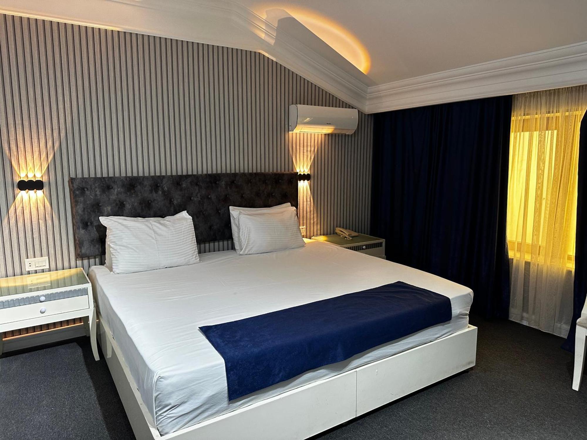 Amber Hotel Bakü Dış mekan fotoğraf