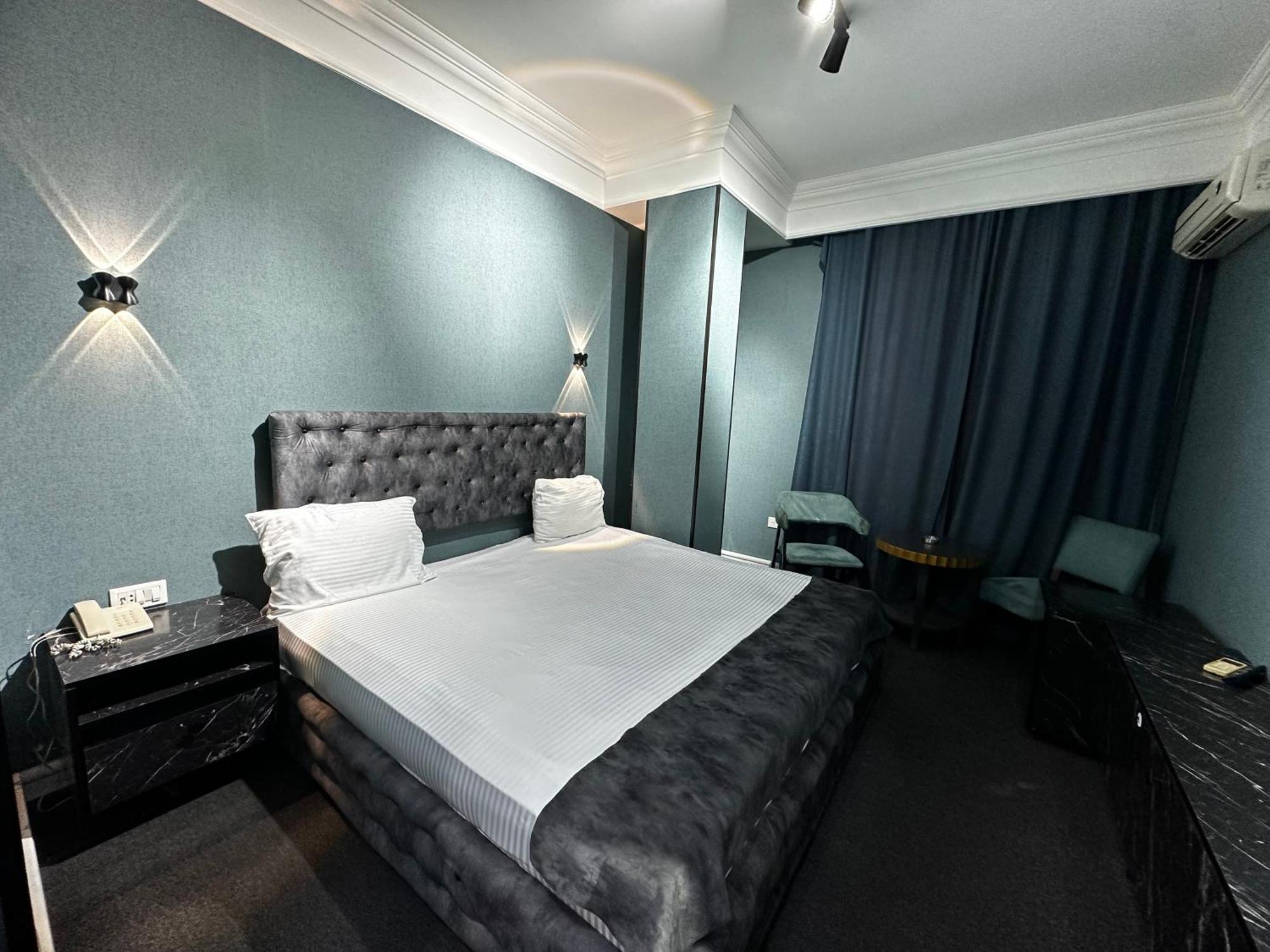 Amber Hotel Bakü Dış mekan fotoğraf